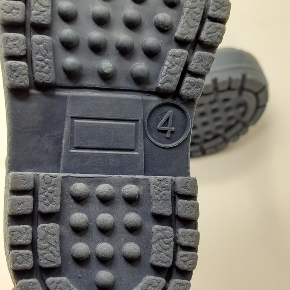 Cat & Jack Kids Winter Snow Boots Size 4 - Picture 7 of 9